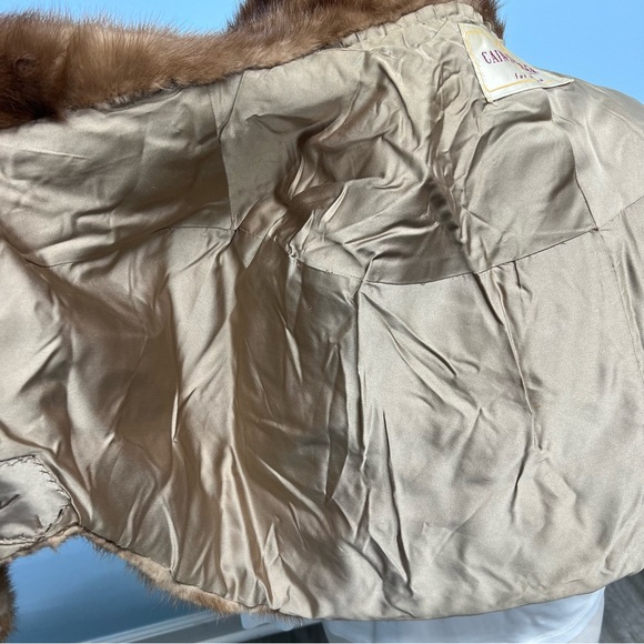 Lovely Vintage Cain-Sloan Co. Nashville Fur Stole - Picture 9 of 13